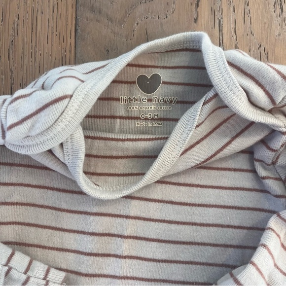 4 piece 0-3 month outfit bundle Old Navy Organic Cotton Ribbed Striped Blue Tan - Picture 7 of 16